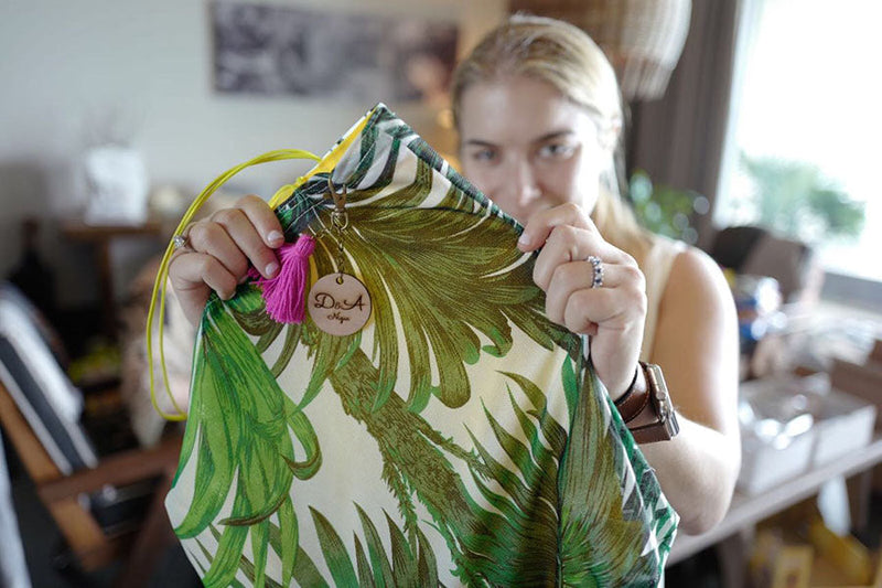 Personalized Beach Totes for a Cancun Destination Wedding #theblumblums