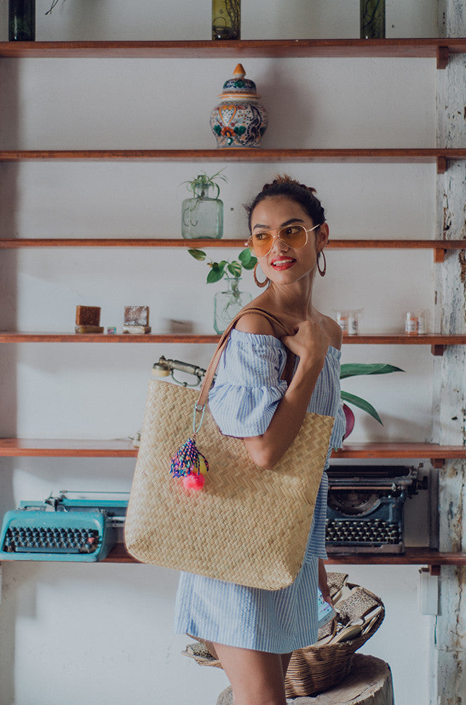 straw basket beach bag