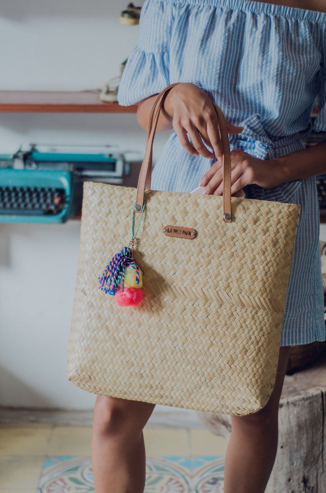 Mexican basket bag with leather handles