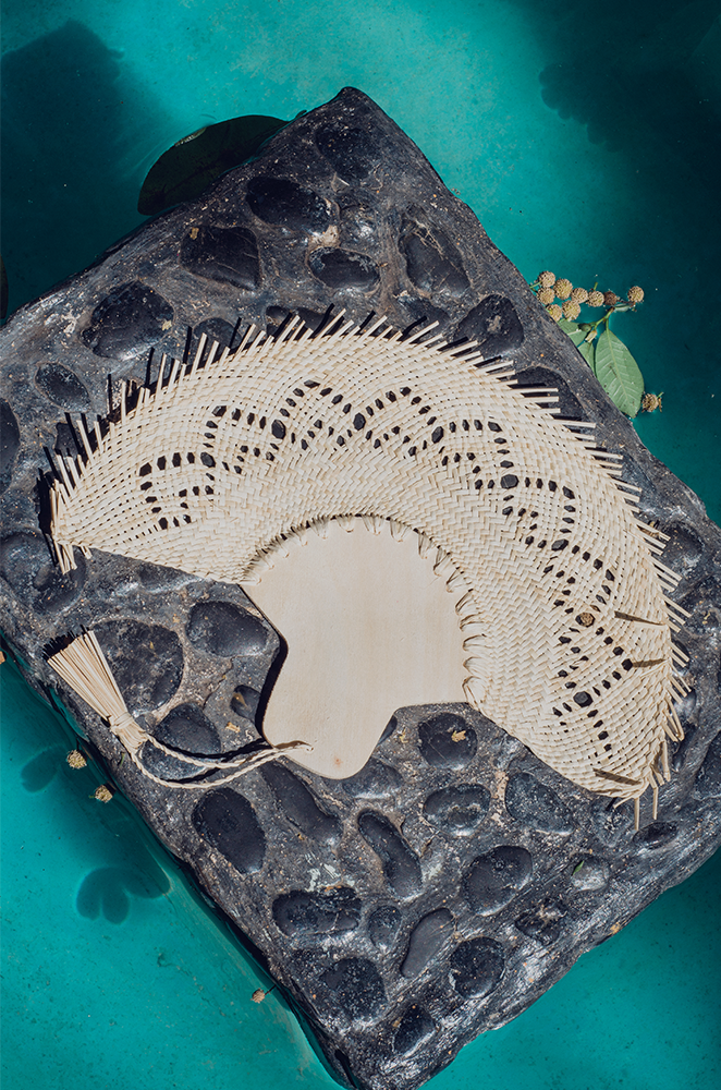 custom wedding fans made of woven palm